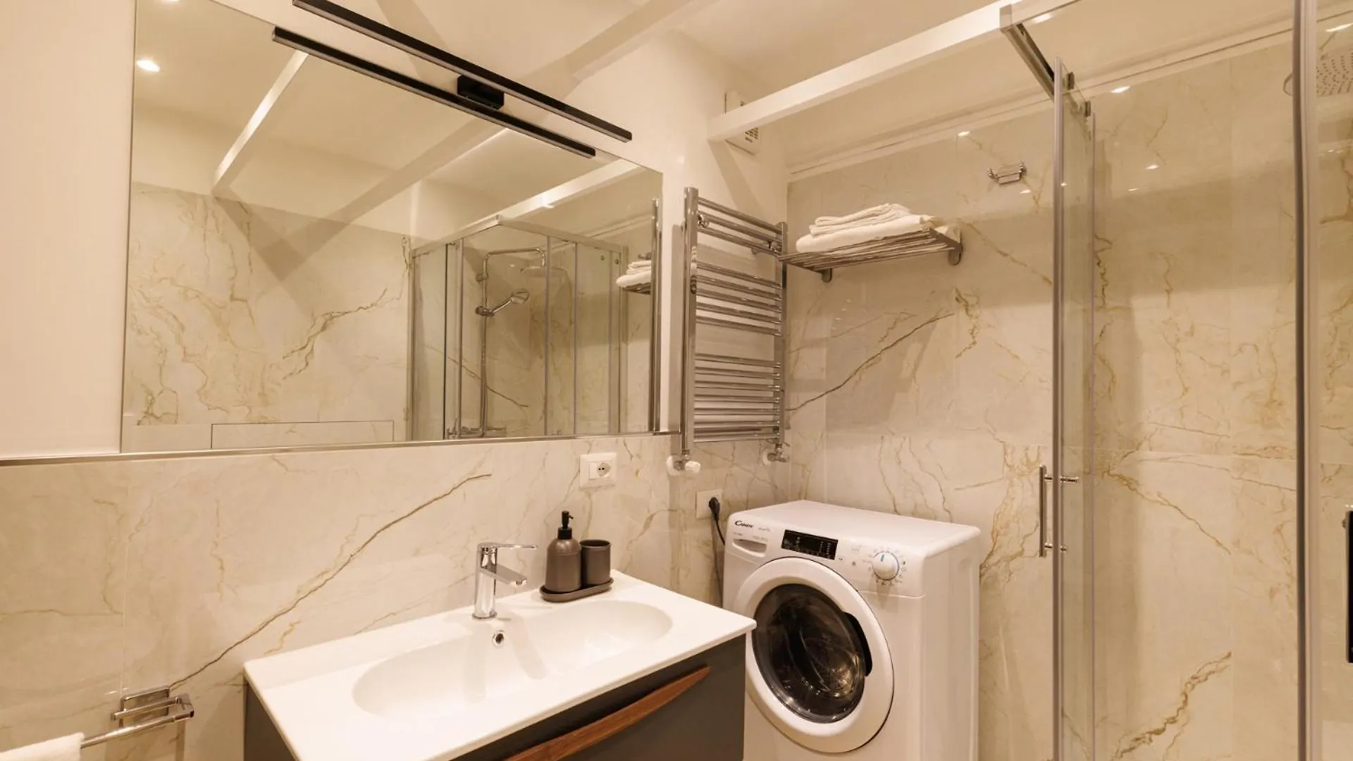 Apartment Vaticano Appartamento Suite Roma Centro Aura D4
